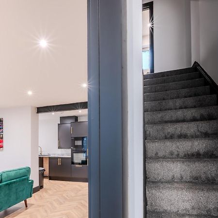 סוואנסי Modern 3Br Home - Private Parking - Tv In Every Bedroom מראה חיצוני תמונה
