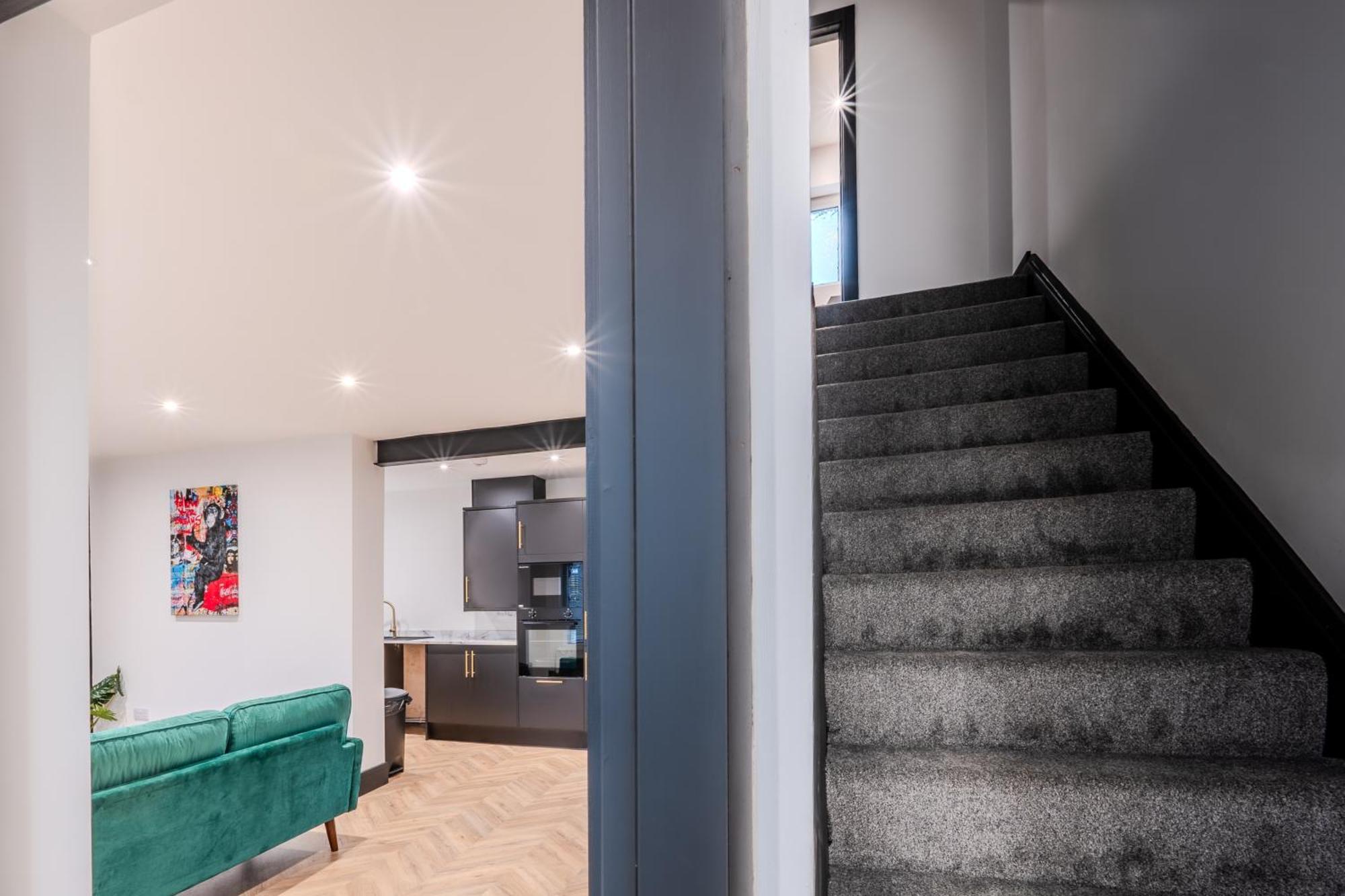 סוואנסי Modern 3Br Home - Private Parking - Tv In Every Bedroom מראה חיצוני תמונה